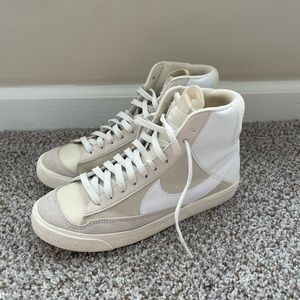 Nike Blazer mid sneakers